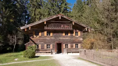 Salzburger Freilichtmuseum Bauernhaus Ausstellung Holzhaus